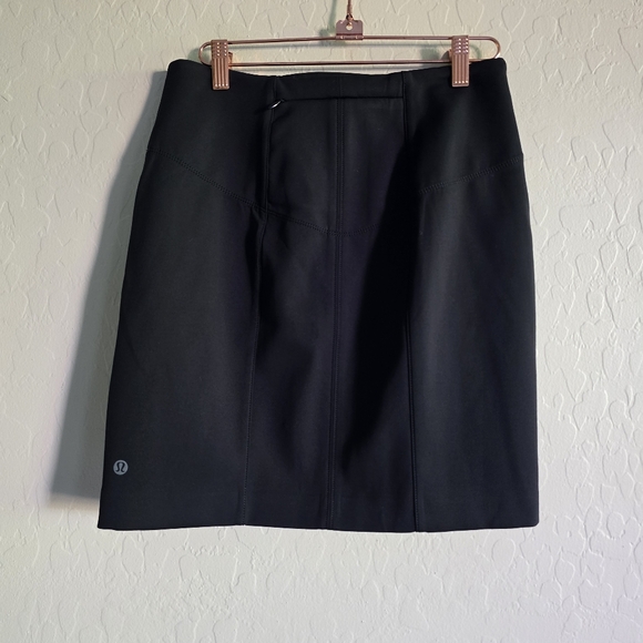 Lululemon &go Cityfarer Black Skirt Size 8 - Picture 3 of 9